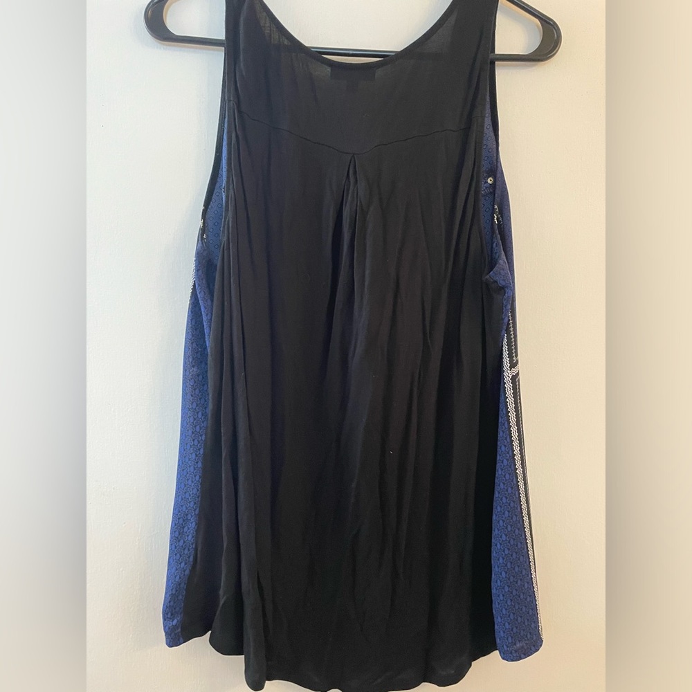 Express • Large • Blue, White & Black Tank Top - Picture 2 of 2